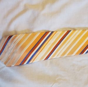 Men's necktie